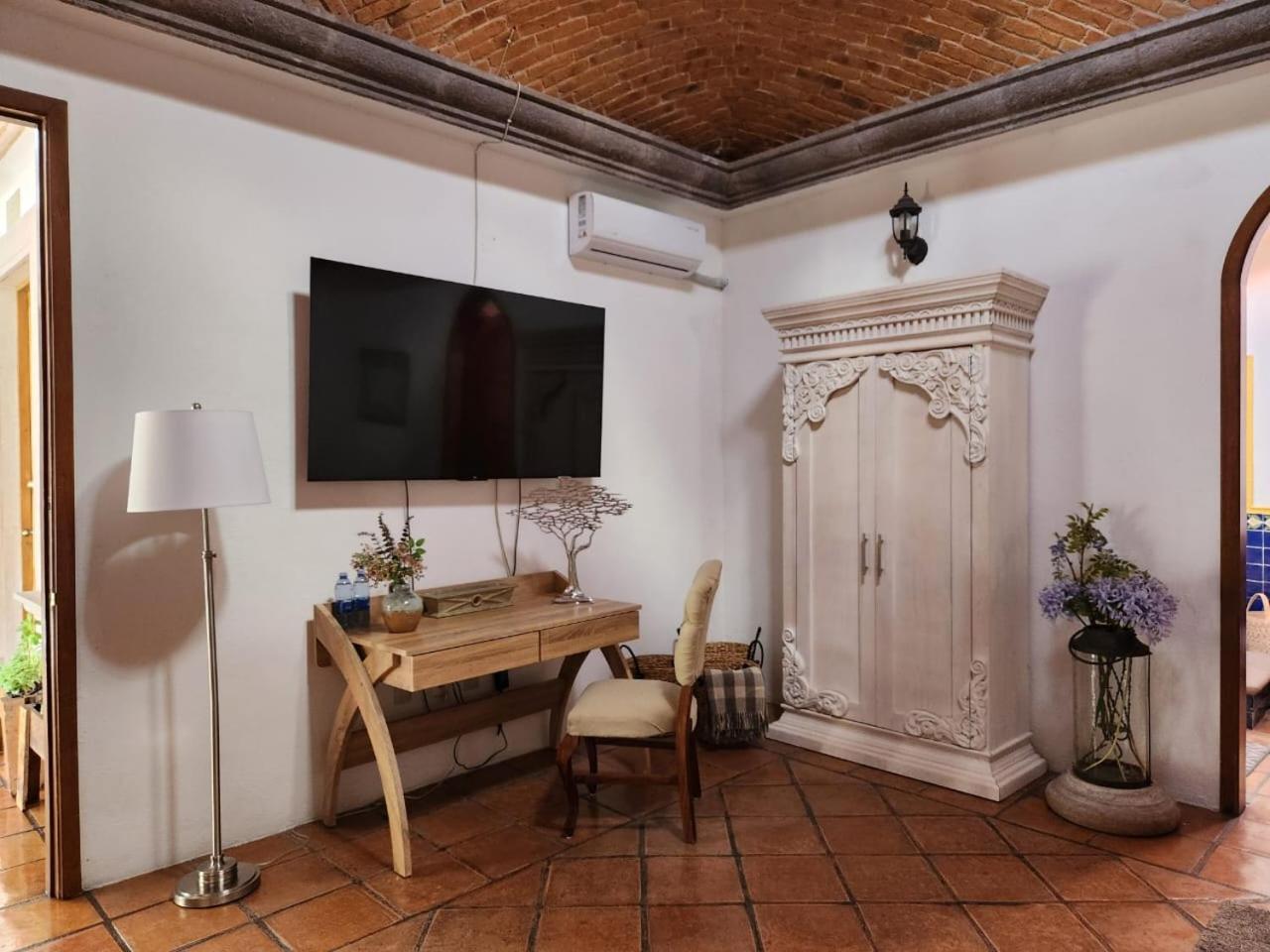 Tres Fuentes Dickinson Hotel Boutique ซานมิเกล เด อาเญนเด ภายนอก รูปภาพ